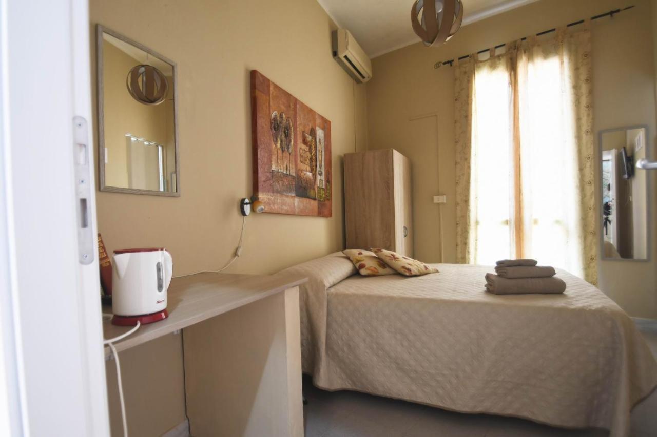 B&B La Pianedda Castelsardo Bagian luar foto