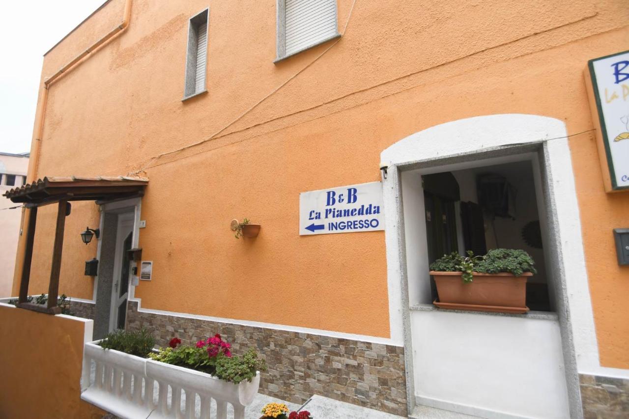 B&B La Pianedda Castelsardo Bagian luar foto